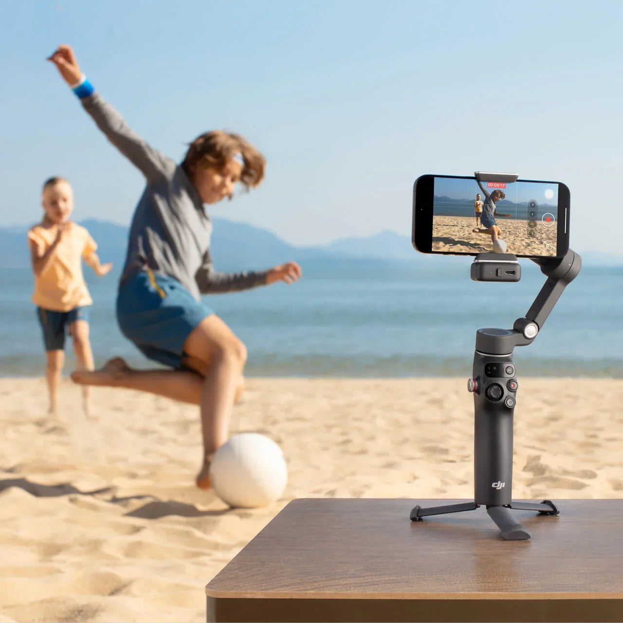 Estabilizador de teléfono DJI Osmo Mobile 7P: Seguimiento Inteligente, Edición Fácil, ¡Captura Perfecta!